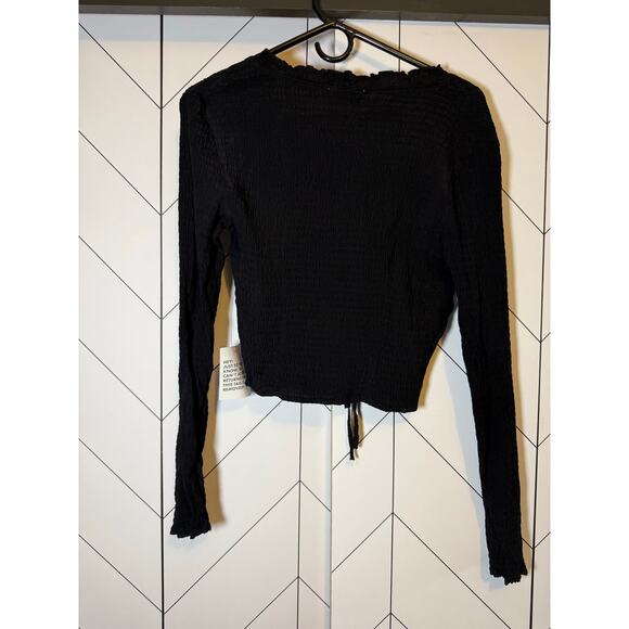 Topshop Women’s 6 Black Lace up Textured Smocked Long Sleeve V-neck shirt Goth - Picture 2 of 10